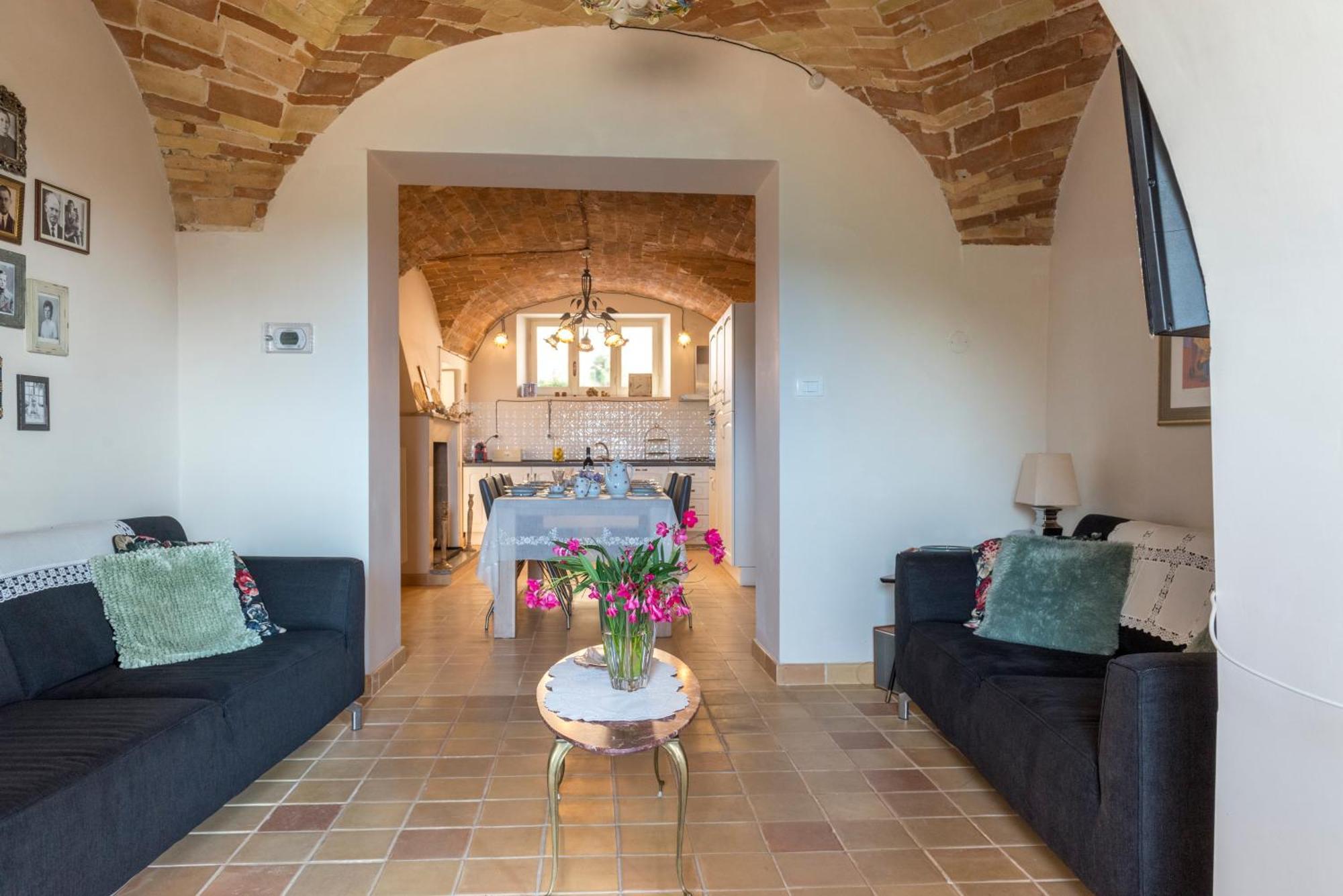 Charmante Vakantiewoning 'Casa Di Tonno' Лорето-Апрутино Экстерьер фото