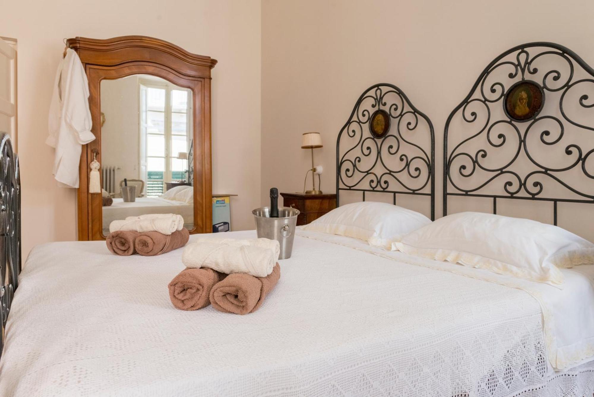 Charmante Vakantiewoning 'Casa Di Tonno' Лорето-Апрутино Экстерьер фото