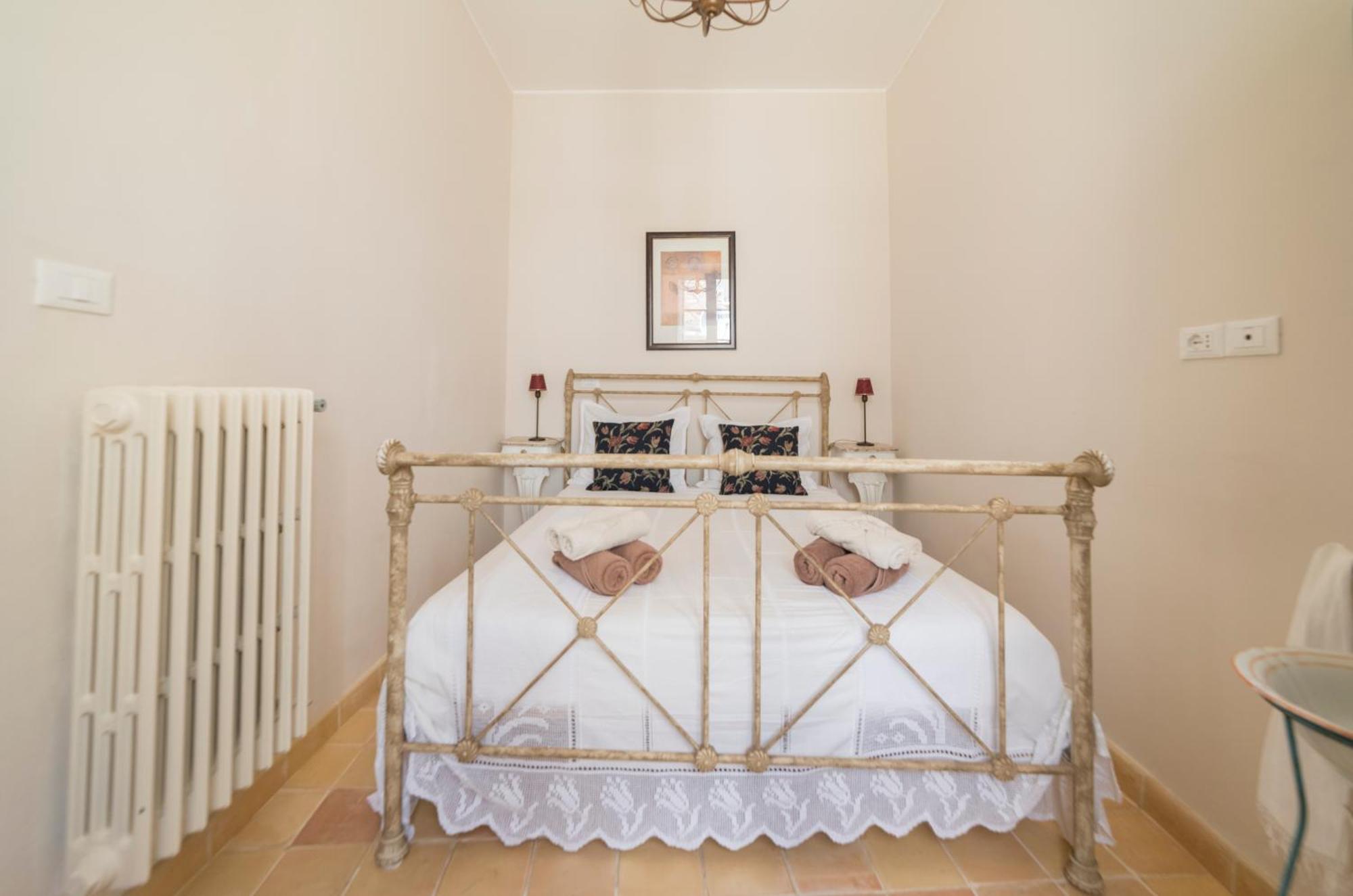 Charmante Vakantiewoning 'Casa Di Tonno' Лорето-Апрутино Экстерьер фото