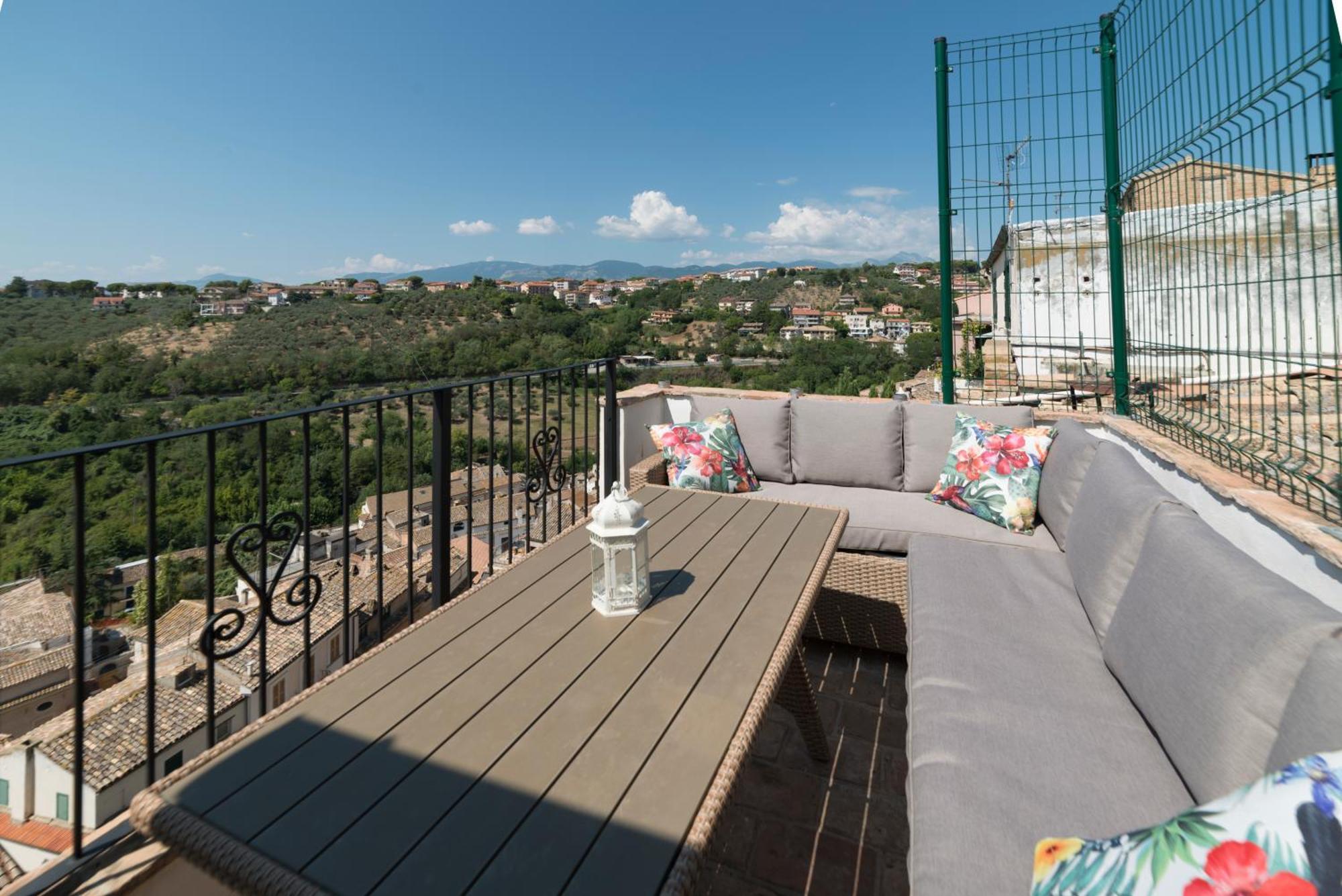 Charmante Vakantiewoning 'Casa Di Tonno' Лорето-Апрутино Экстерьер фото